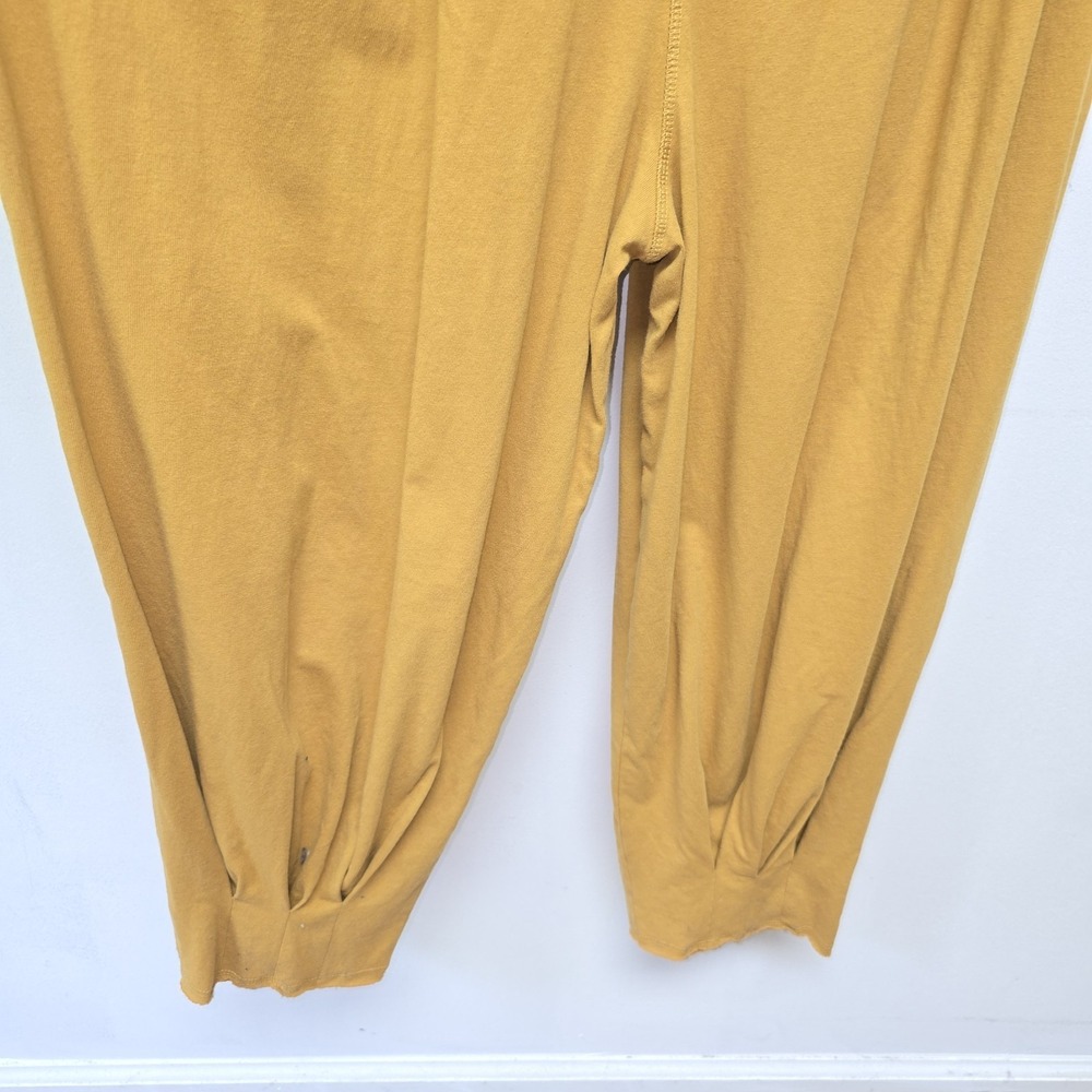 Free People Intimately Lotta Love Jumpsuit Romper Size XL Pockets Gold NWT - Picture 8 of 14